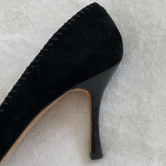 Manolo Blahnik black suede open toe pumps - Picture 17 of 17
